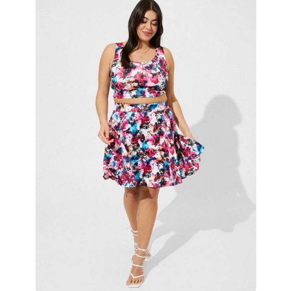 Torrid Mini Scuba Skater Set size 4 - Picture 2 of 7